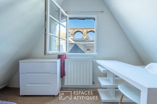 Maison Pondalez – Triplex disponible, galerie d’art et studios à revenus locatifs