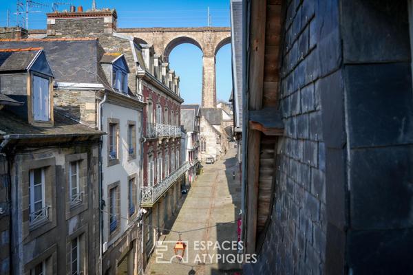 Maison Pondalez – Triplex disponible, galerie d’art et studios à revenus locatifs