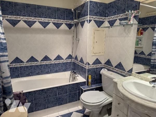 Au calme Beau balcon exposé ouest