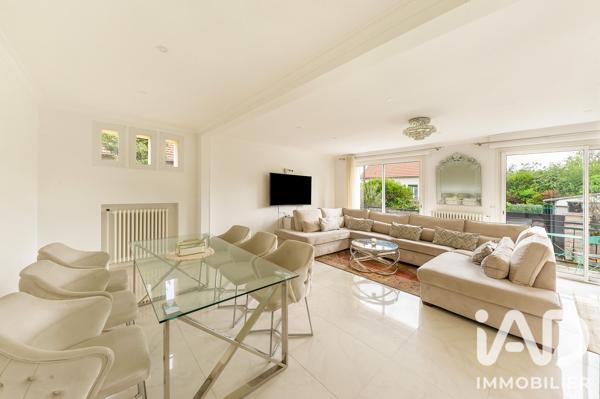 Maison à vendre 9 pièces 210 m² Sannois