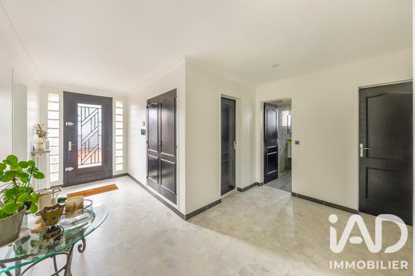 Maison à vendre 9 pièces 210 m² Sannois