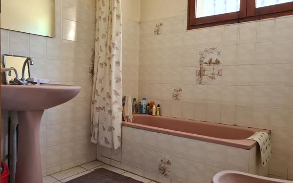 Maison à vendre    4 pièces •  Semussac