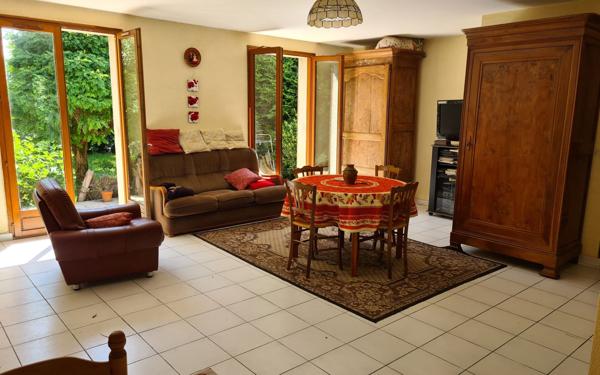 Maison à vendre    4 pièces •  Semussac