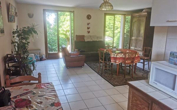 Maison à vendre    4 pièces •  Semussac