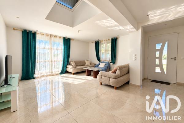 Maison à vendre 5 pièces 115 m² Villeneuve-le-Roi