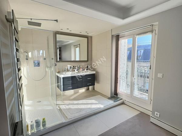 Appartement Familial de cinq pièces - Quartier Mail Montorgueil 75002 Paris