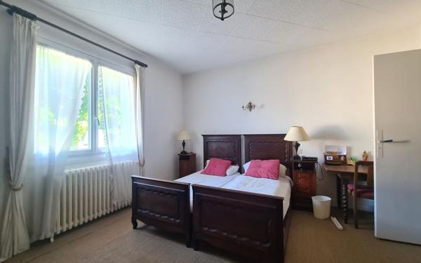 Maison à vendre    8 pièces •  Breuillet