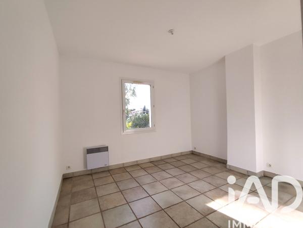 Location maison 5 pièces 107 m² Hyères