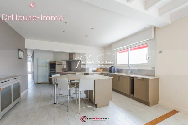 Maison à vendre 6 pièces de 194 m²