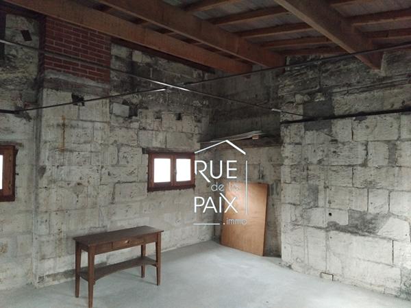 86200 LOUDUN Maison Loudun 7 pièce(s) 300 m2