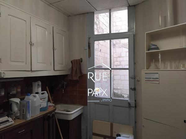 86200 LOUDUN Maison Loudun 7 pièce(s) 300 m2