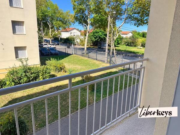 Meyzieu – Appartement 3 pièces de 56,75 m² avec balcon, cave et stationnement