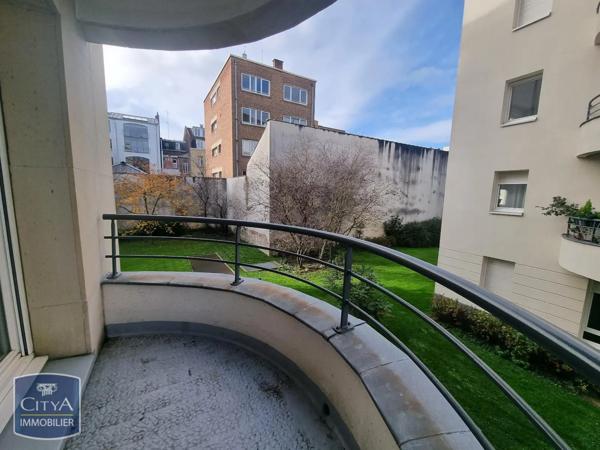 Appartement à louer 2 pièces 46.8m²