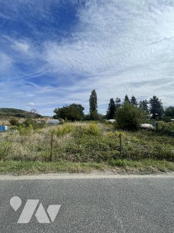 Terrain à bâtir dans un environnement calme et recherché