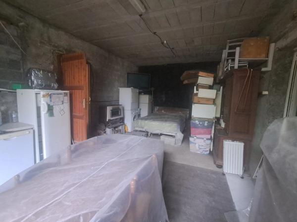 Garage de 120m2 situé à Sarrancolin
