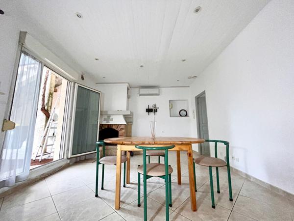 Mèze T3 meublé en rez de jardin avec parking