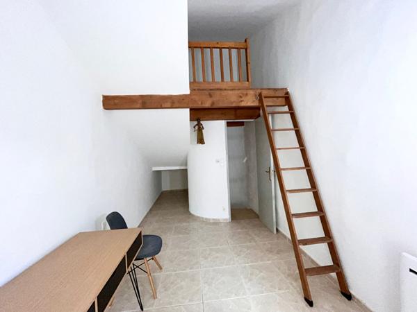 Mèze T3 meublé en rez de jardin avec parking