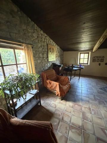 Maison à vendre à Saint-Vincent-de-Barrès (07210)