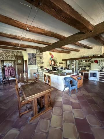 Maison à vendre à Saint-Vincent-de-Barrès (07210)