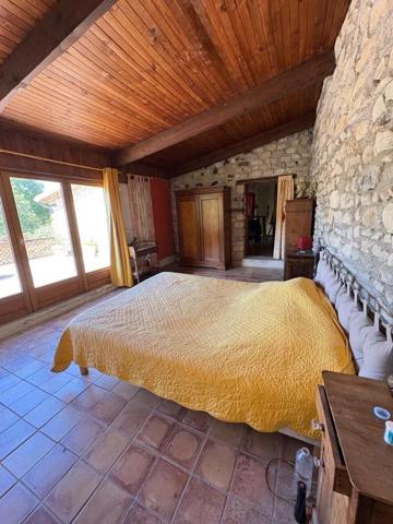 Maison à vendre à Saint-Vincent-de-Barrès (07210)