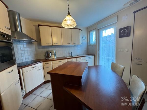 3%COM Jolie maison avec 4 chambres sur terrain de 6,21 ares  Duntzenheim (67270)