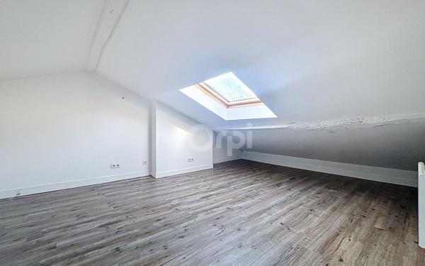 Maison à vendre    2 pièces • 49,40 m2 Nantiat