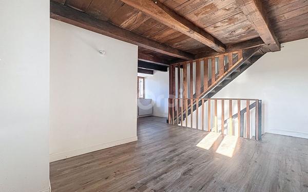 Maison à vendre    2 pièces • 49,40 m2 Nantiat