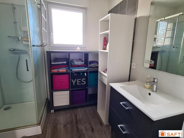 Spacieuse maison récente de 5 chambres à Thaon les Vosges