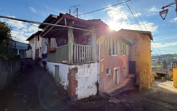 Maison à vendre    3 pièces •  Sain-Bel