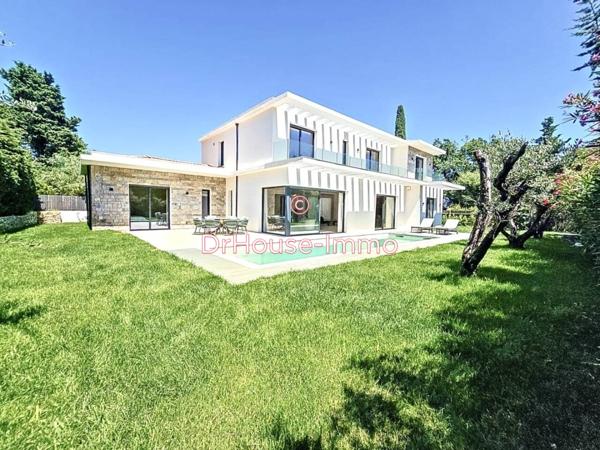 Maison à vendre 6 pièces de 400 m²