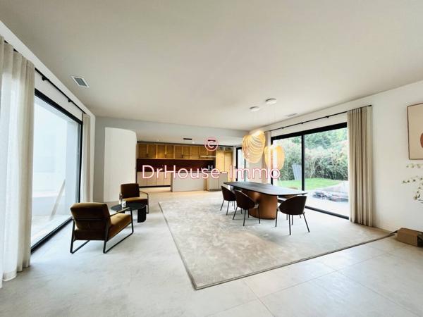 Maison à vendre 6 pièces de 400 m²