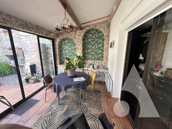 Maison 5 pièces 206 m2