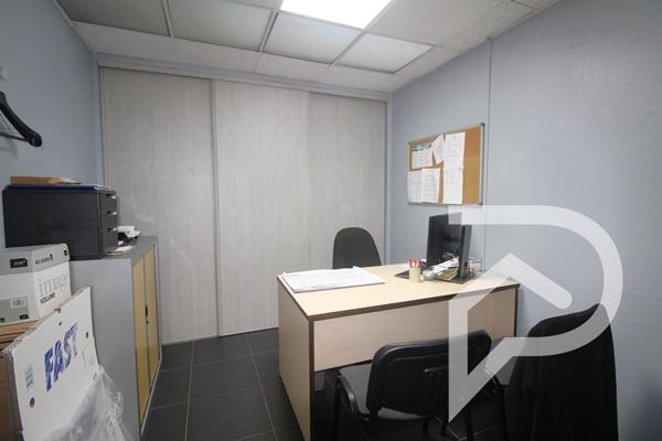 Maison 6 pièces 600 m2
