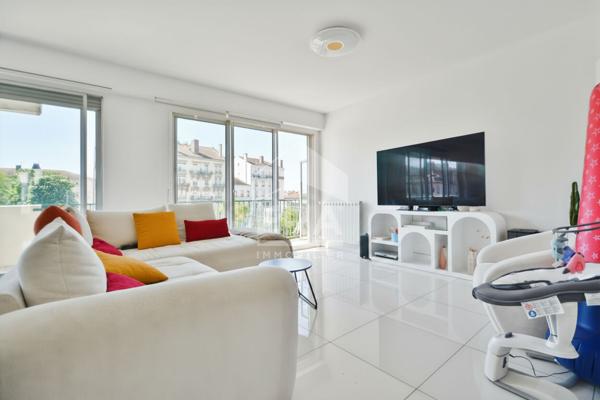 Appartement Villeurbanne 3 pièce(s) 91.17 m2
