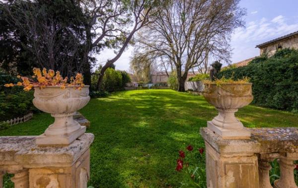 Vente Maison rénové(e) Aigues-vives   