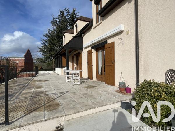 Maison à vendre 6 pièces 145 m² Varennes-Jarcy