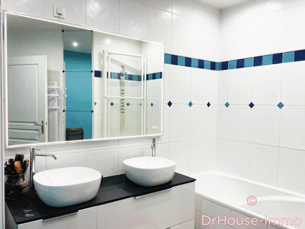 Appartement à vendre 5 pièces de 121 m²