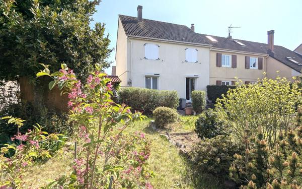 Maison à vendre    5 pièces • 100 m2 Cormelles-le-Royal