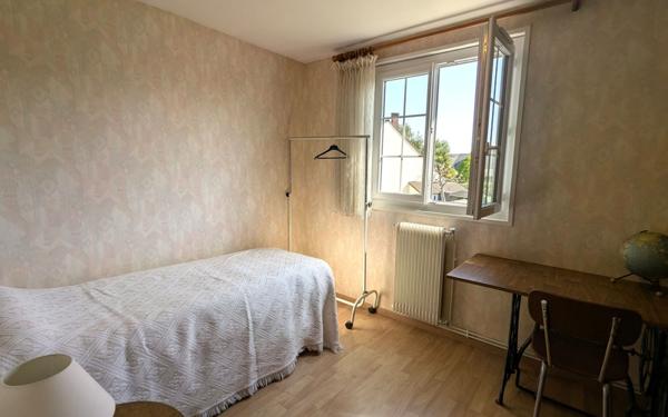 Maison à vendre    5 pièces • 100 m2 Cormelles-le-Royal