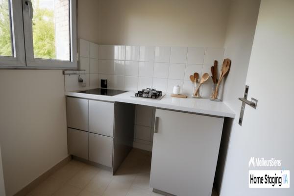 RUEIL-MALMAISON - CENTRE VILLE - STUDIO 24 M² - ENVIRONNEMENT TRES VERDOYANT - BALCON - CAVE