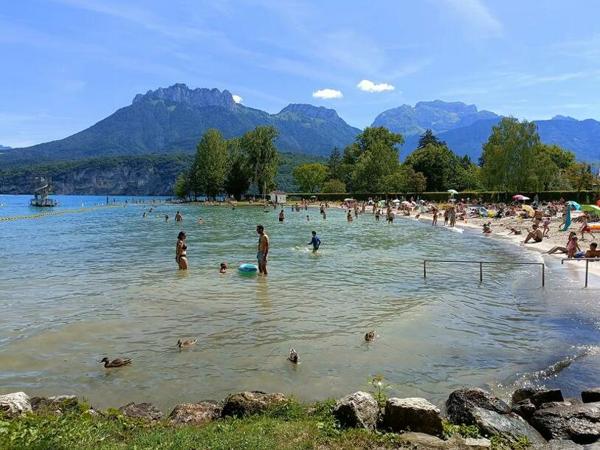 Centre St Jorioz : Appartement T3 récent et lumineux. 68 m² avec terrasse et grand garage