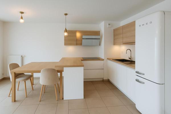 Centre St Jorioz : Appartement T3 récent et lumineux. 68 m² avec terrasse et grand garage