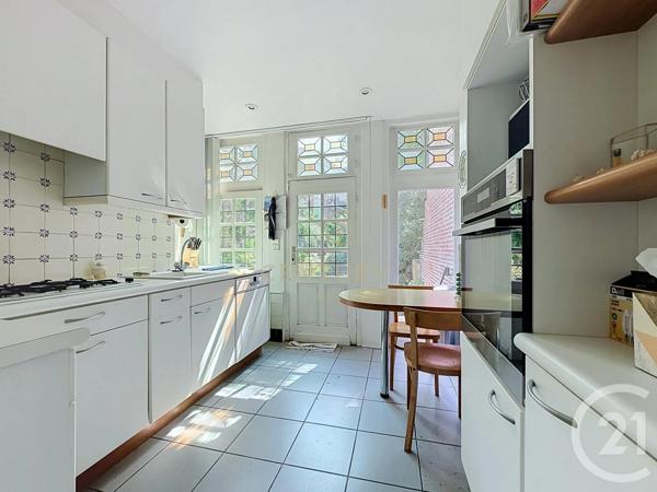 Maison à vendre  9 pièces - 350 m 2   LA MADELEINE  - 59