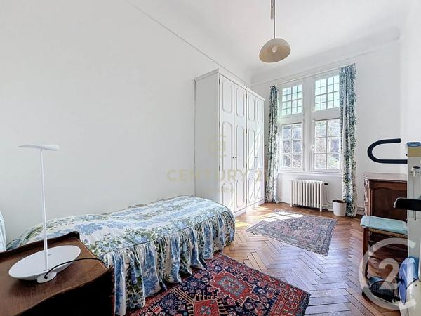 Maison à vendre  9 pièces - 350 m 2   LA MADELEINE  - 59
