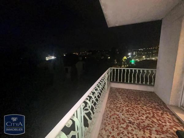 Appartement à louer 3 pièces 76.29m²