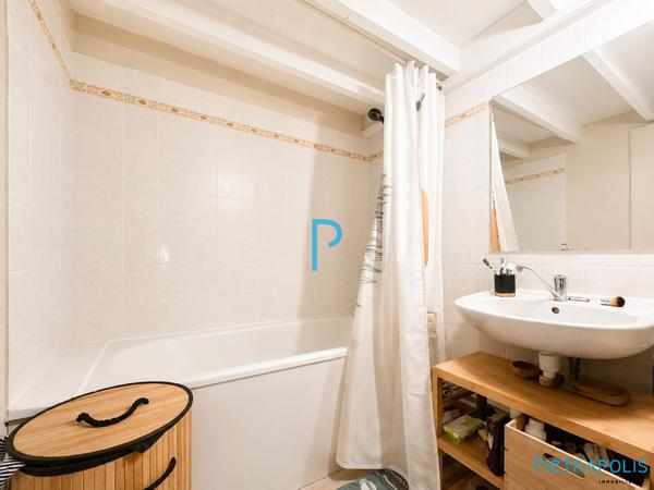 BULLY – Appartement 70 m² avec mezzanine, terrain et parking privé