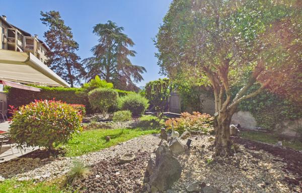 Maison de 370 m²