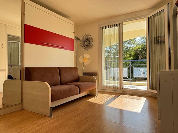 APPARTEMENT à VAUX SUR MER