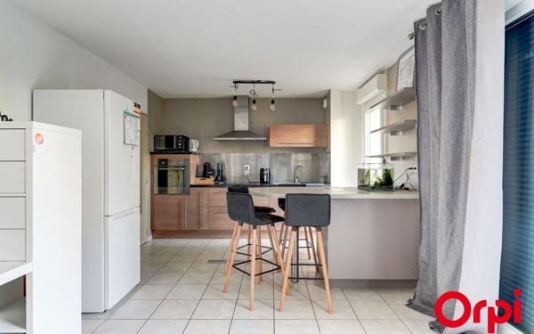 Appartement à vendre    2 pièces •  Vénissieux