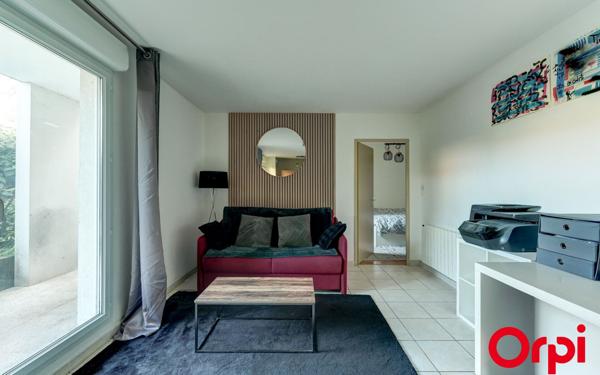 Appartement à vendre    2 pièces •  Vénissieux